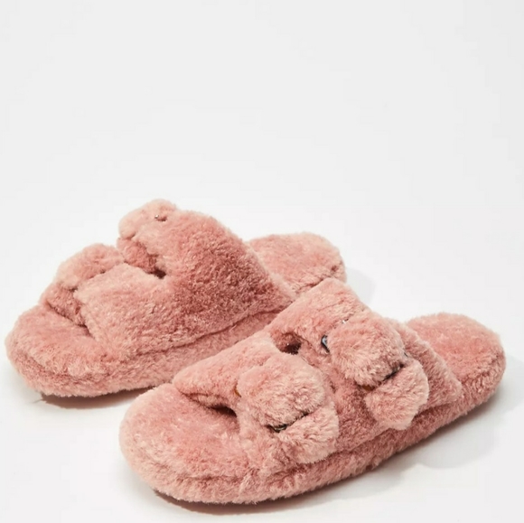 LOFT Shoes - NWT Loft Faux Fur Buckle Slippers